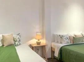 Pine Cone Cottages, Ella