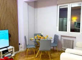 Frente a Primark Gran Via Apartamento nuevo y reformado a estrenar Full Equipado con Amenities