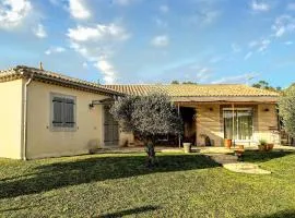 3 Bedroom Lovely Home In Goudargues