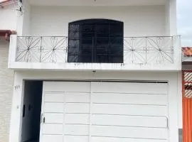 Casa em Aparecida-SP, 400M da Basilica,Vista para Basilica