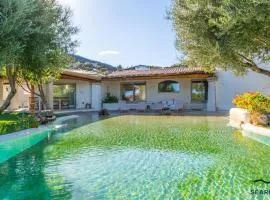 D&v Luxury Home - By Searly