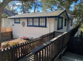Carmel Dolores Cottages