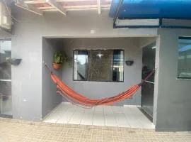 Casa 4km do Aeroporto e Parque Beto Carrero sem trânsito