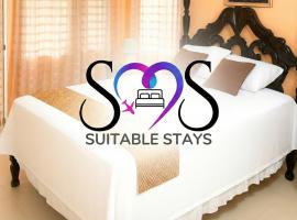 Prime Location Villa -Private Pool & Gym -Sleeps 7, hotel v destinaci Richmond