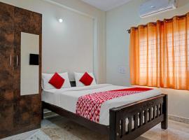 Hotel O Sri Chowdeshwari Boarding And Lodging, hotel in Bengaluru