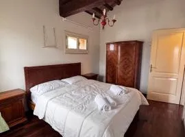 A 5 min da Bassano Camera con Bagno Privato e Area Fitness