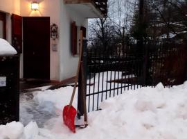 Chalet Relax&Salute, hotel in Pianosinatico