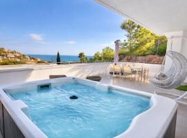 Casa del Sol Jacuzzi privado y vistas al Mediterráneo en Altea Hills, Hotel in Altea