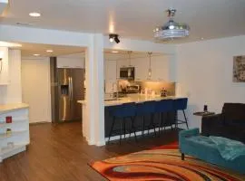 2BD Ground Floor Condo in Gated Gardens Pool&Spa