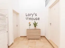 LORY'S HOUSE