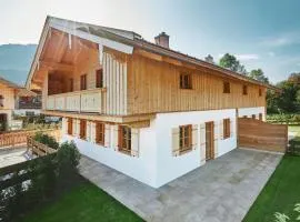 Luxury Mountain Villa, including Sauna and free parking