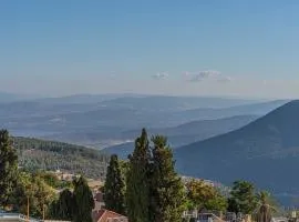 Moses Luxury apartments 60 a