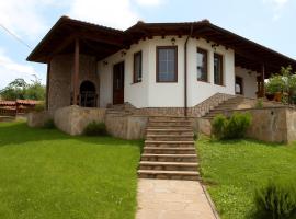 Complex Ristanite, hotel em Elena