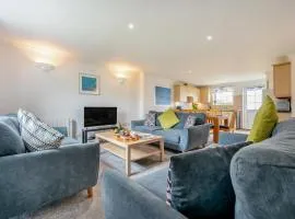 4 Bed in Newquay oc-c30589