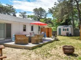 2-Min Walk to the Beach Dog Friendly