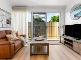 The Driftwood - Explore the Beach Life at Henley