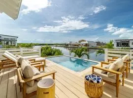 Sunset Serenity and Mistico Beach Club plus Boat Shuttle