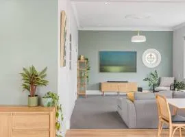 Tranquil Garden Retreat - 3min from CBD