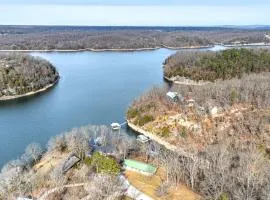 Blueberry Bliss Family Retreat on Beaver Lake