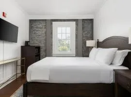 Sonoma Stonehouse Suite 14