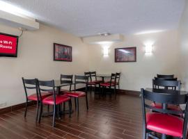 Red Roof Inn Charlottesville, hotel en Charlottesville