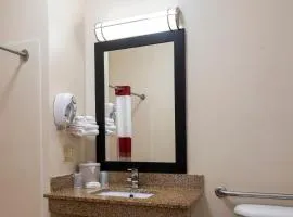 Red Roof Inn & Suites Dover Downtown