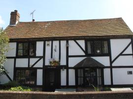 South Downs Way B&B, отель в городе Poynings