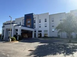 Hampton Inn & Suites Lawton