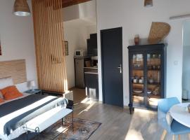 A la Belle Etoile, hotel in Montbrison