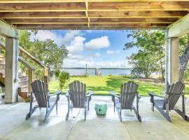 Sea La Vie-250-ft Dock Home on the Bay