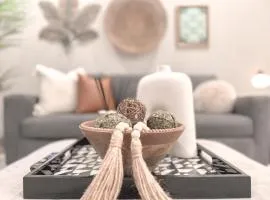 The Lux Urbano - Fort Worth TX - Same Day Bookings