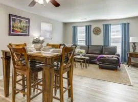 1 Mi to LSU, Tiger Stadium! Lovely Home with Parking