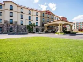 彭萨科拉松林路I-10号汉普顿套房酒店