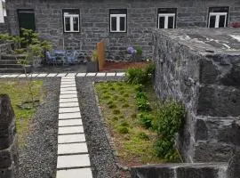 Cá Por Casa Pico-Vinhático