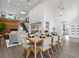 New Listing Valley Bungalow by Colby & Conrad