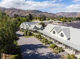 Colonial Manor Motel