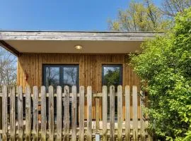 Cozy Home In Altillac With Outdoor Swimming Pool