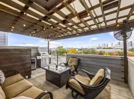 Rooftop EaDo Nr Downtown Yard BBQ Games WiFi