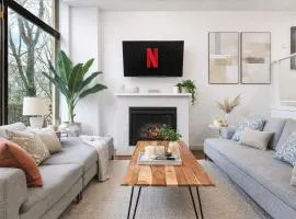 Premium Downtown Vancouver 3BR Townhouse with Private Entry