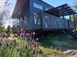 Viesnīca Tiny House rodeada de bosque nativo pilsētā Ljankive