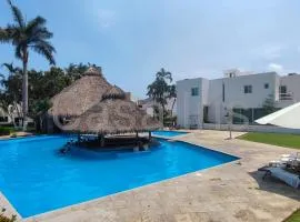 Casa Iris - Condominio Privado con Alberca, TV, Wi-Fi, Playa a 5min, 4 Aires