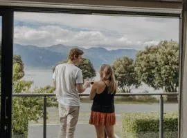 Mountain Views Beachfront Central KK0200