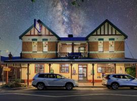 Maclean Hotel, khách sạn ở Maclean