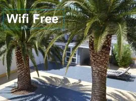 Casa Confortable con Barbacoa y Gran Terraza en L'Escala, Cerca de la Playa - HISP-7-7