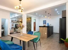 Rural Retreat with Charming Patio 2 Bedrooms