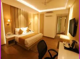 PRIME LOCATION NEAR SEA BEACH HOTEL NILADREE WAVES! Puri - Near Jagannath Temple and Golden Beach- Swargadwar Beach - Bengali Market - A Top Rated Hotel IN PURI