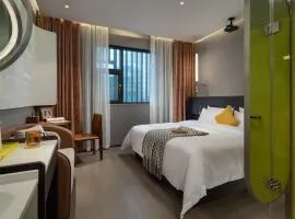 Changsha Tai Hotel Wuyi Square IFS International Finance Center Branch