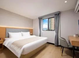 三亚观海楼酒店（三亚湾椰梦长廊店）