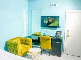 Paradox Suites Hotel