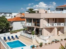 Villa Alte Muhle with pool and jacuzzi in Novigrad